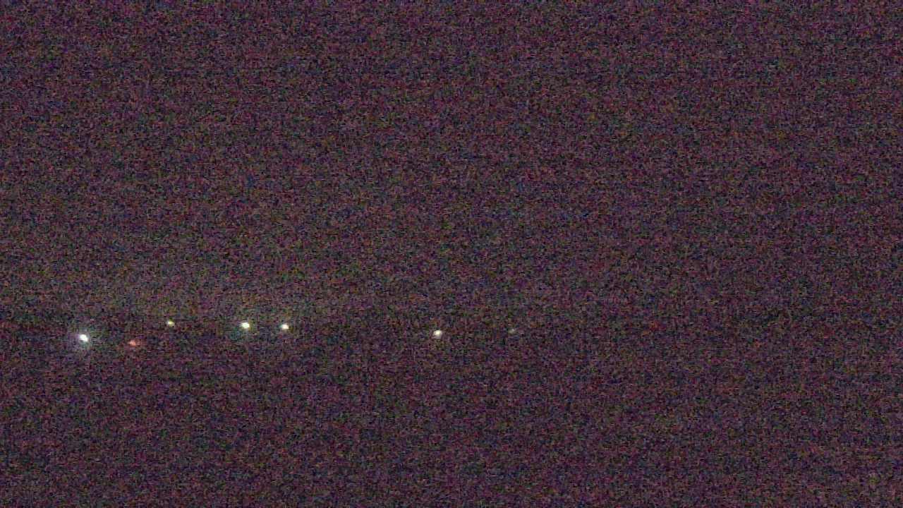 Thumbnail for current weather camera view from Walkers Bluff in Cambria, Illinois