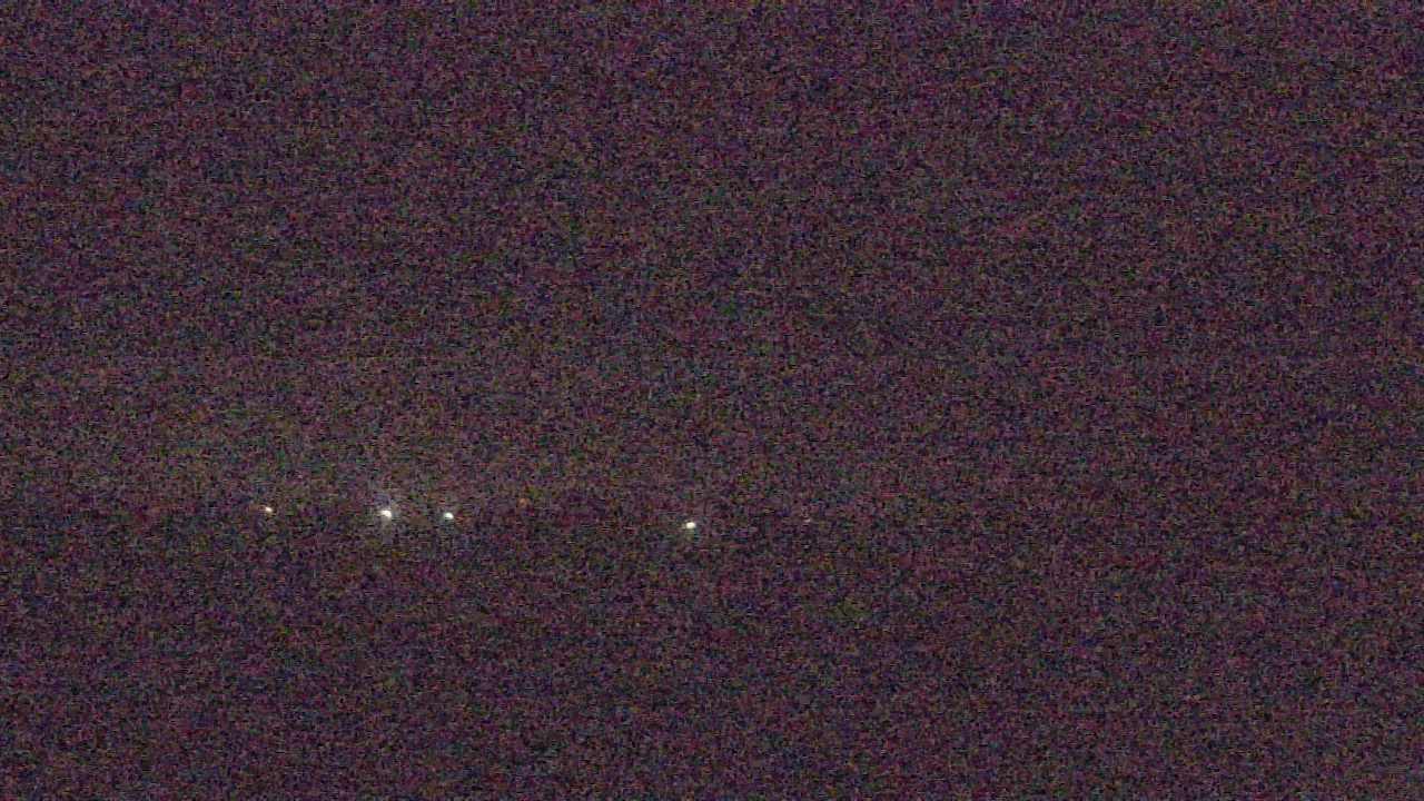 Thumbnail for current weather camera view from Walkers Bluff in Cambria, Illinois