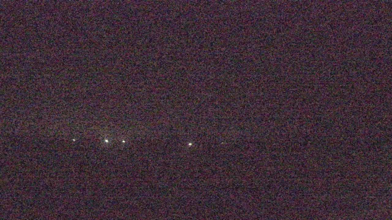 Thumbnail for current weather camera view from Walkers Bluff in Cambria, Illinois