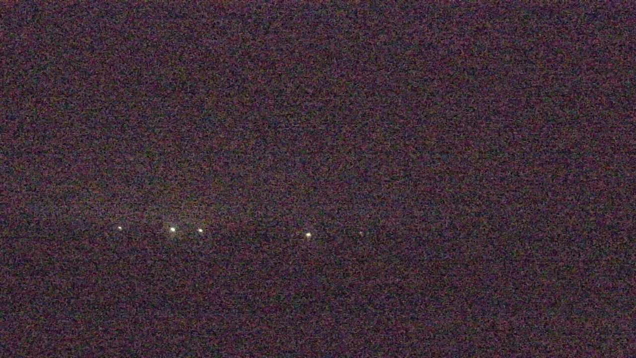 Thumbnail for current weather camera view from Walkers Bluff in Cambria, Illinois