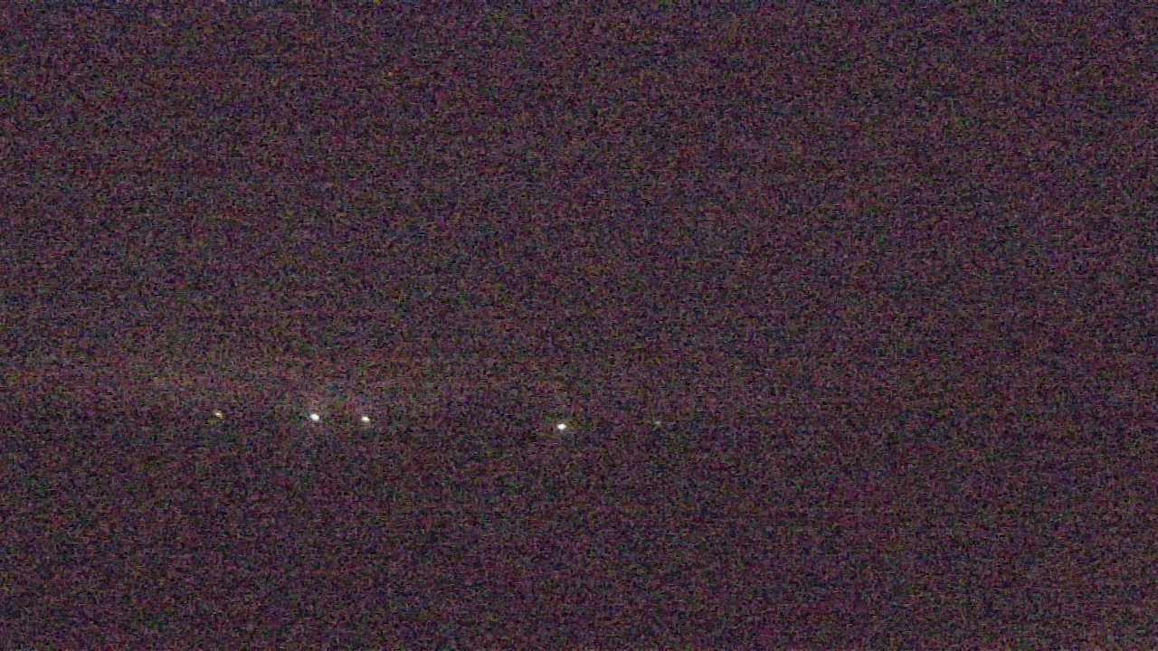 Thumbnail for current weather camera view from Walkers Bluff in Cambria, Illinois