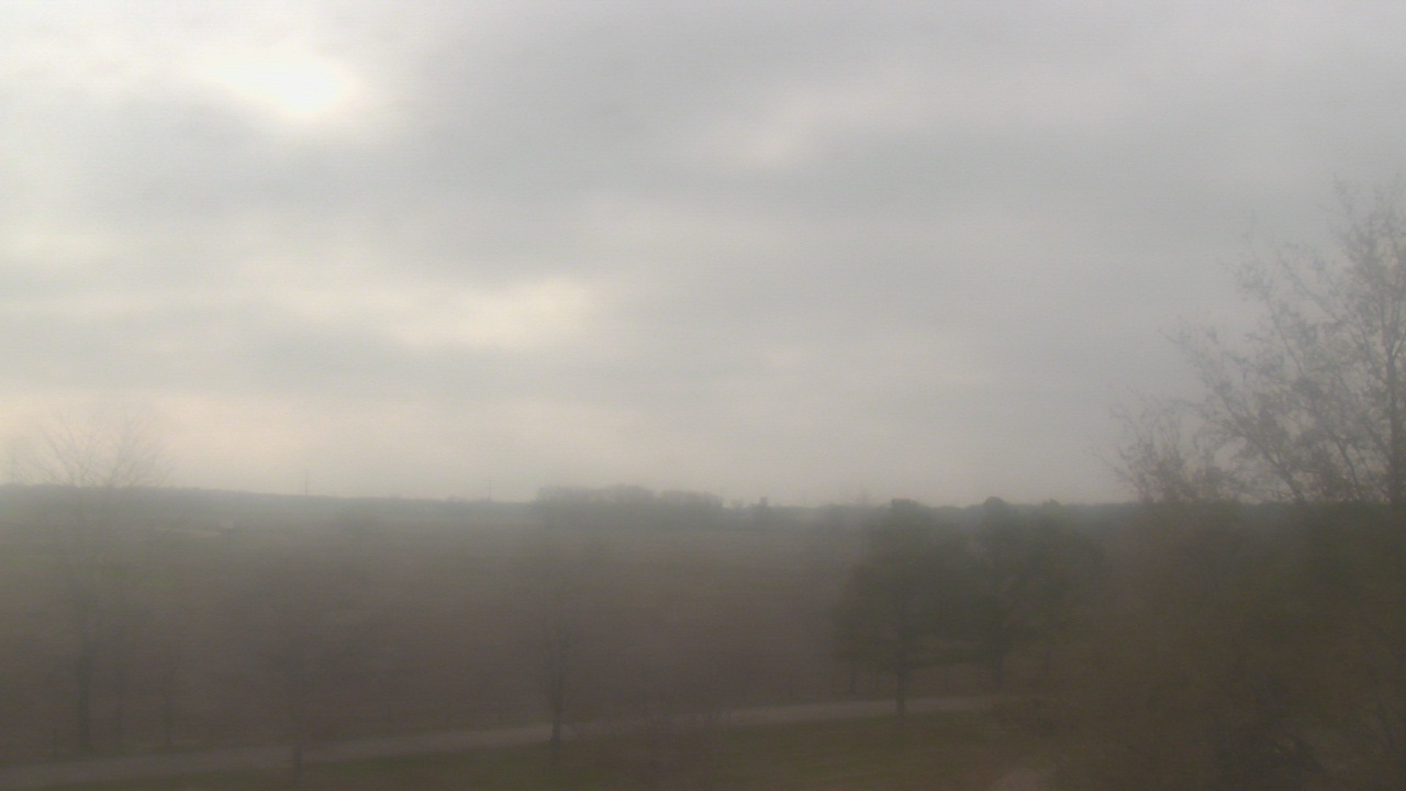 Thumbnail for current weather camera view from Walkers Bluff in Cambria, Illinois