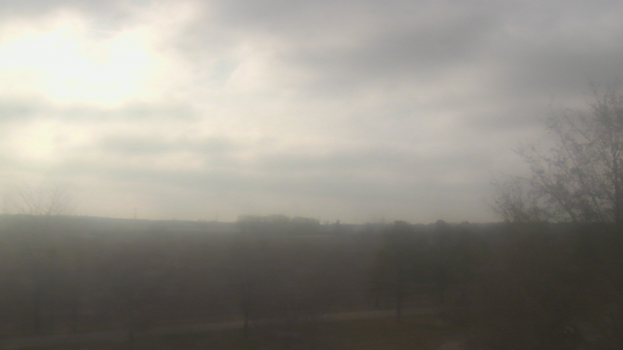 Thumbnail for current weather camera view from Walkers Bluff in Cambria, Illinois