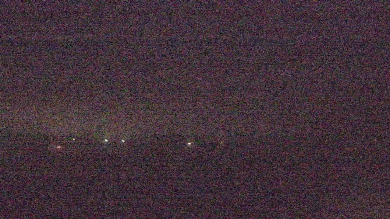 Thumbnail for current weather camera view from Walkers Bluff in Cambria, Illinois