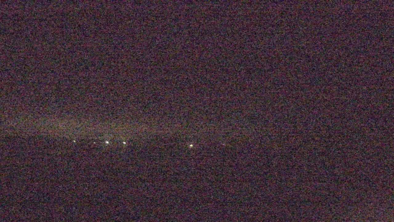 Thumbnail for current weather camera view from Walkers Bluff in Cambria, Illinois