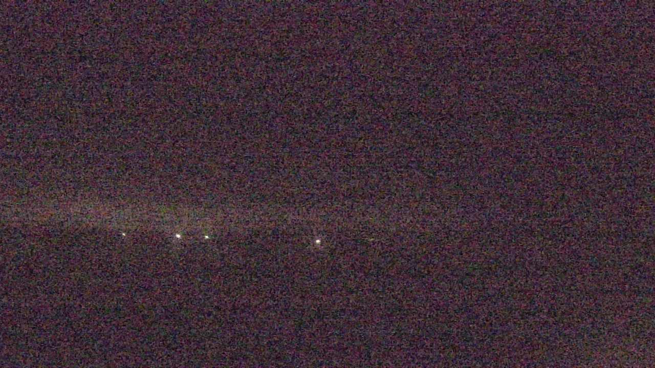 Thumbnail for current weather camera view from Walkers Bluff in Cambria, Illinois