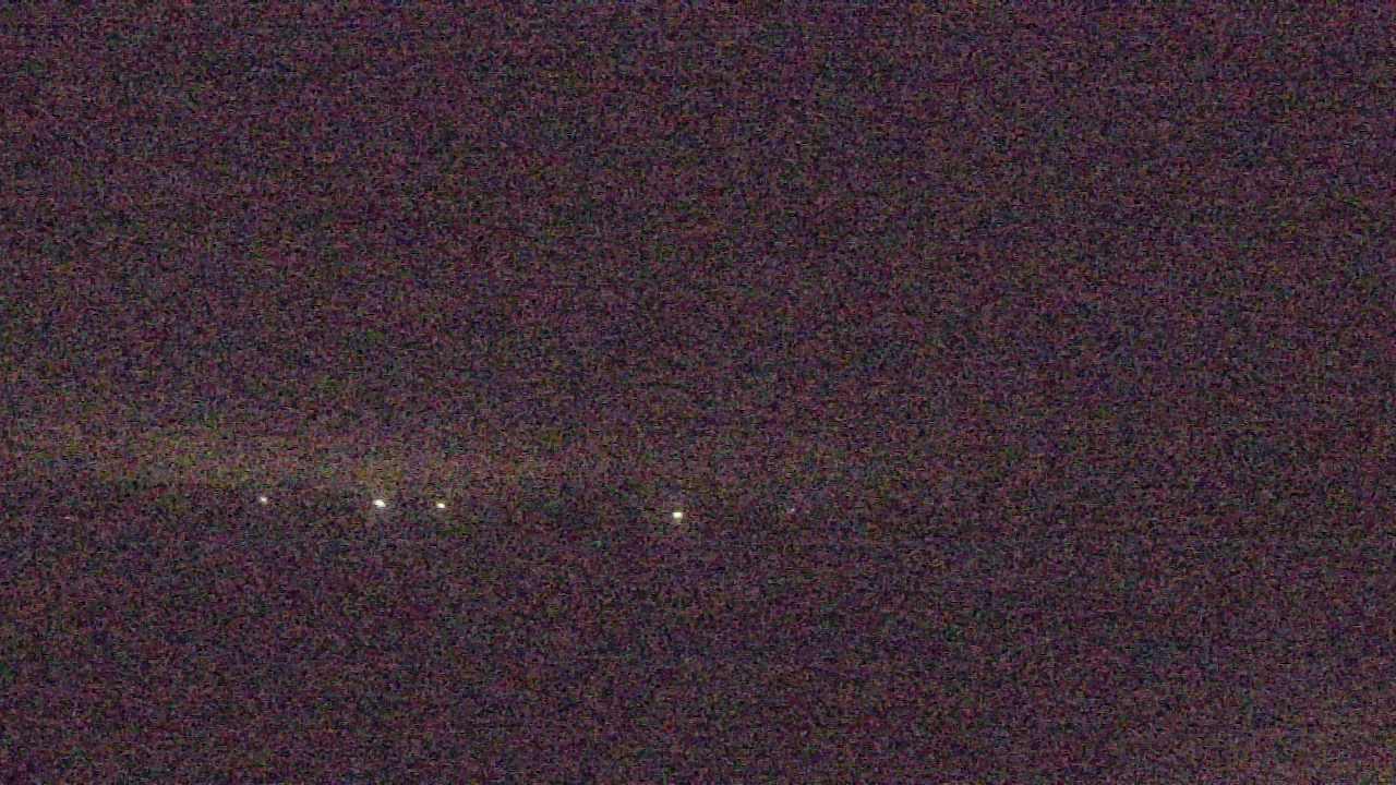 Thumbnail for current weather camera view from Walkers Bluff in Cambria, Illinois