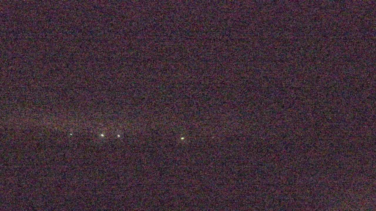 Thumbnail for current weather camera view from Walkers Bluff in Cambria, Illinois