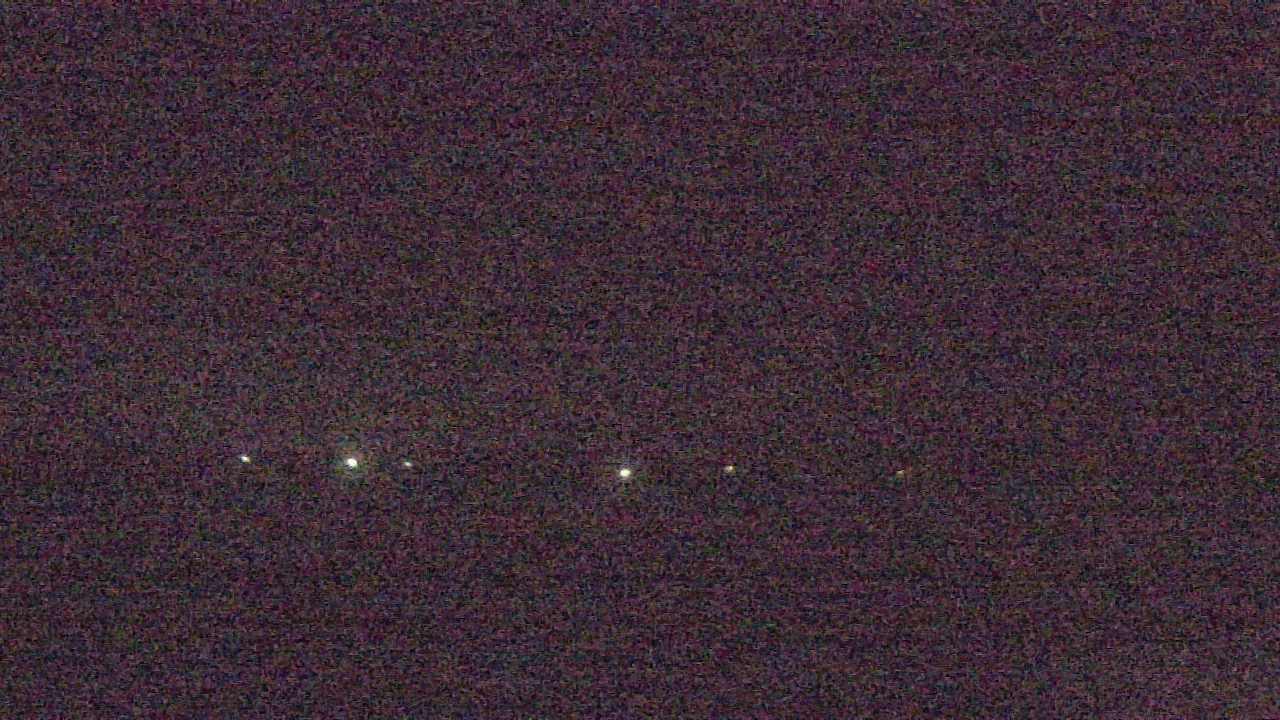 Thumbnail for current weather camera view from Walkers Bluff in Cambria, Illinois