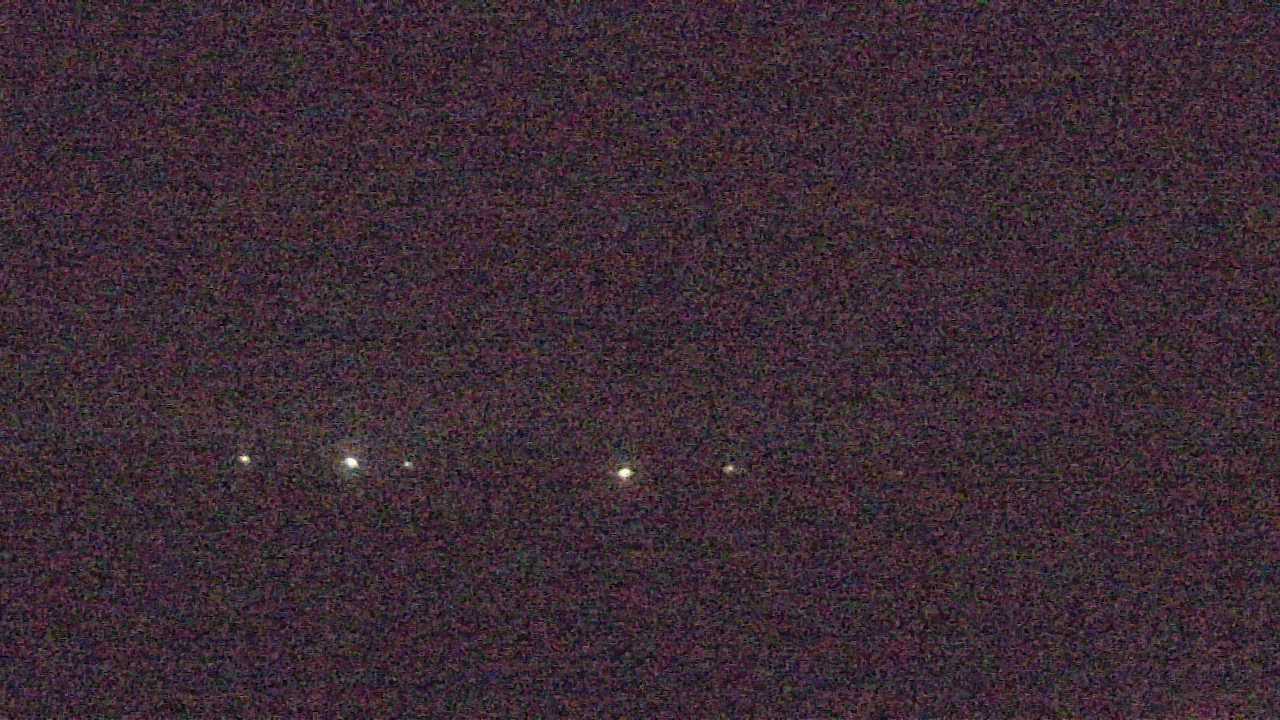 Thumbnail for current weather camera view from Walkers Bluff in Cambria, Illinois