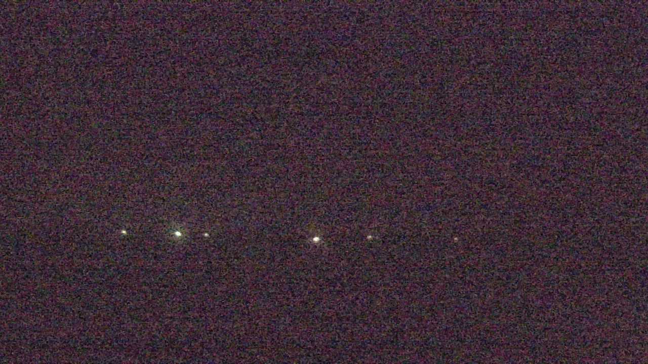 Thumbnail for current weather camera view from Walkers Bluff in Cambria, Illinois