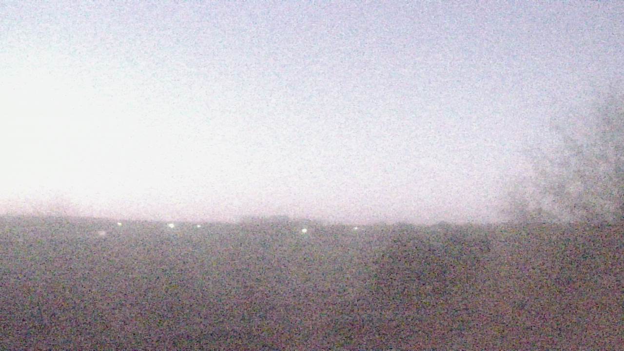 Thumbnail for current weather camera view from Walkers Bluff in Cambria, Illinois