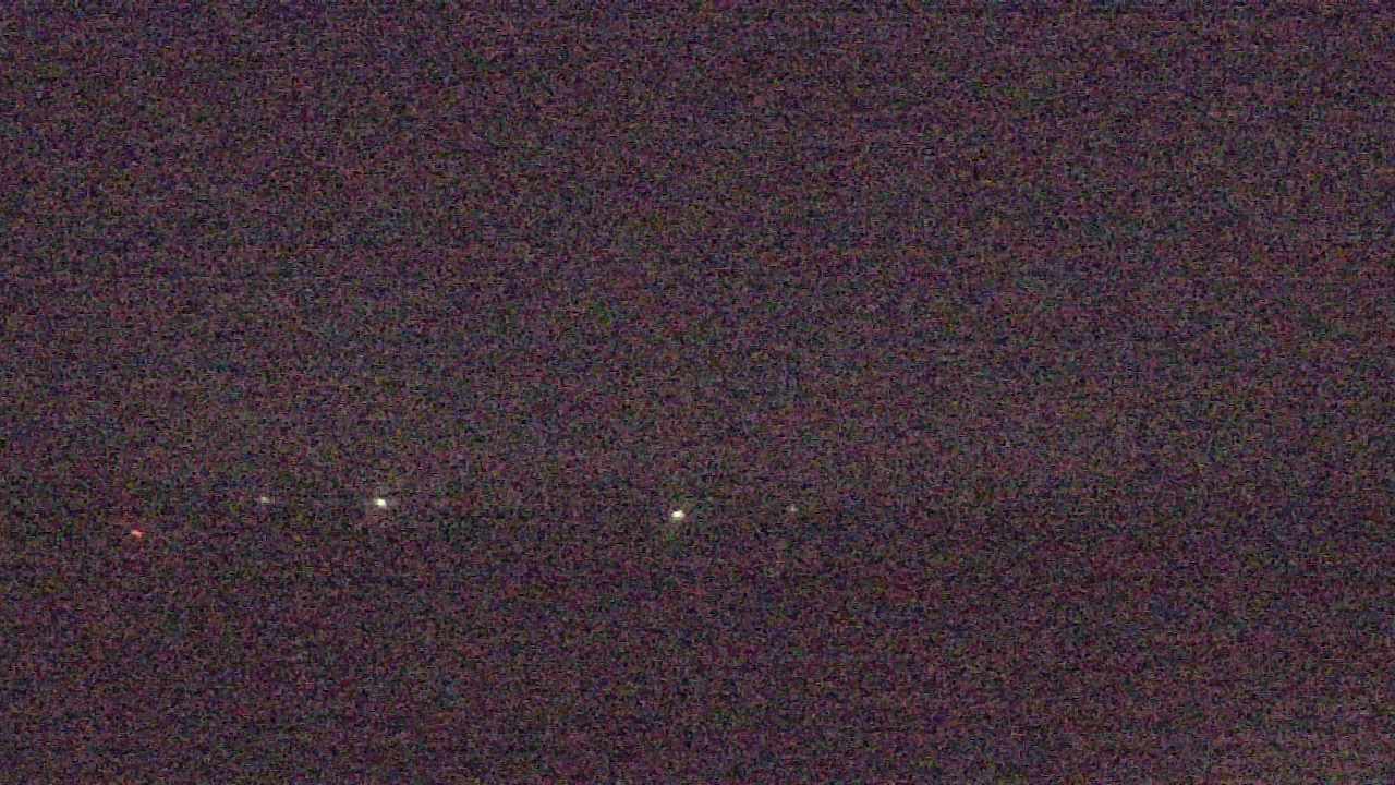 Thumbnail for current weather camera view from Walkers Bluff in Cambria, Illinois