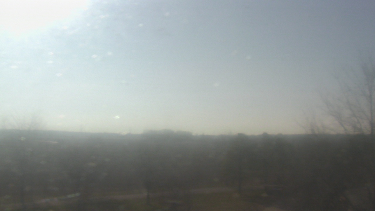 Thumbnail for current weather camera view from Walkers Bluff in Cambria, Illinois