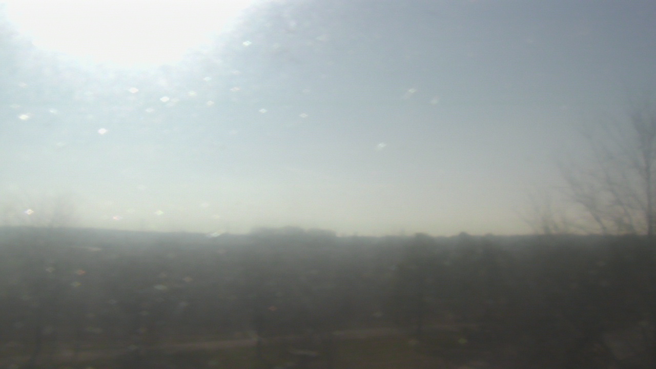 Thumbnail for current weather camera view from Walkers Bluff in Cambria, Illinois