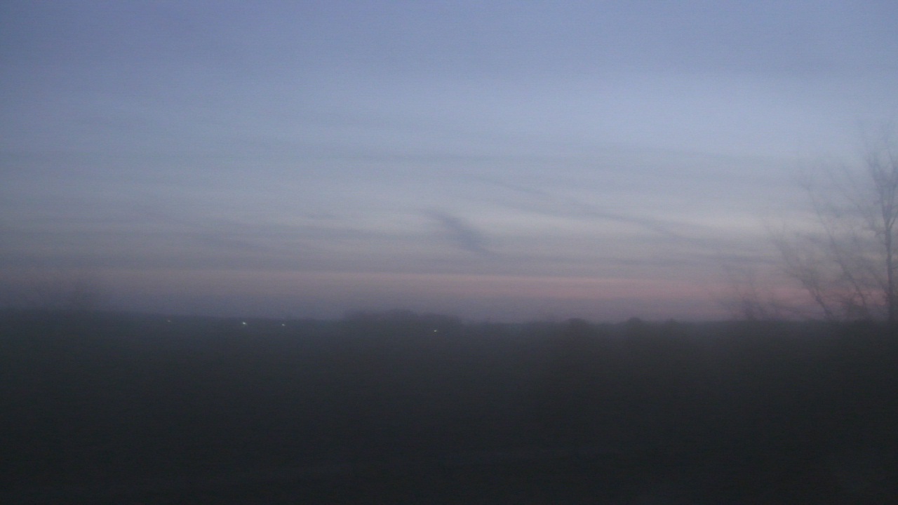 Thumbnail for current weather camera view from Walkers Bluff in Cambria, Illinois