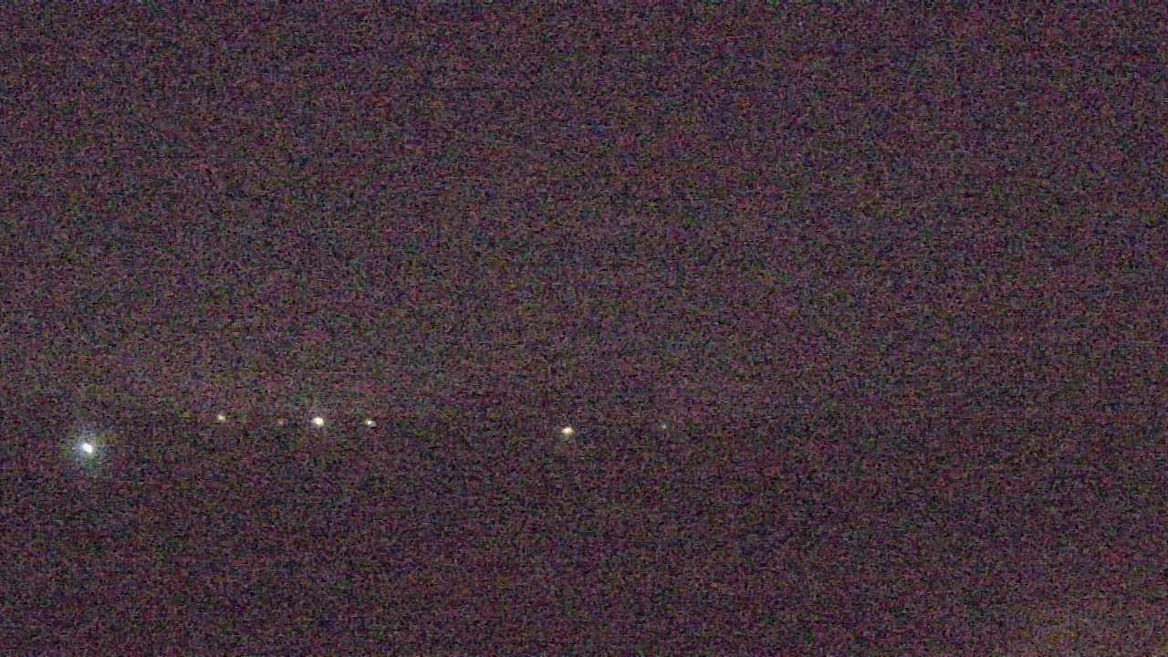 Thumbnail for current weather camera view from Walkers Bluff in Cambria, Illinois