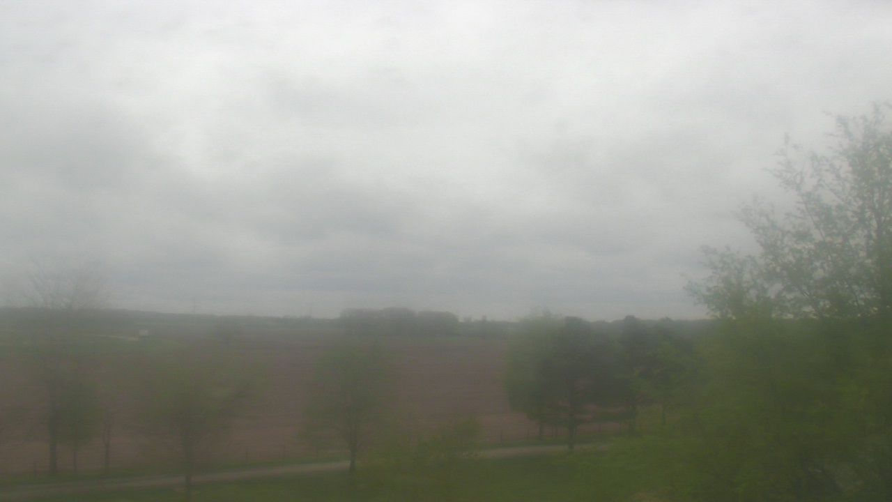 Thumbnail for current weather camera view from Walkers Bluff in Cambria, Illinois