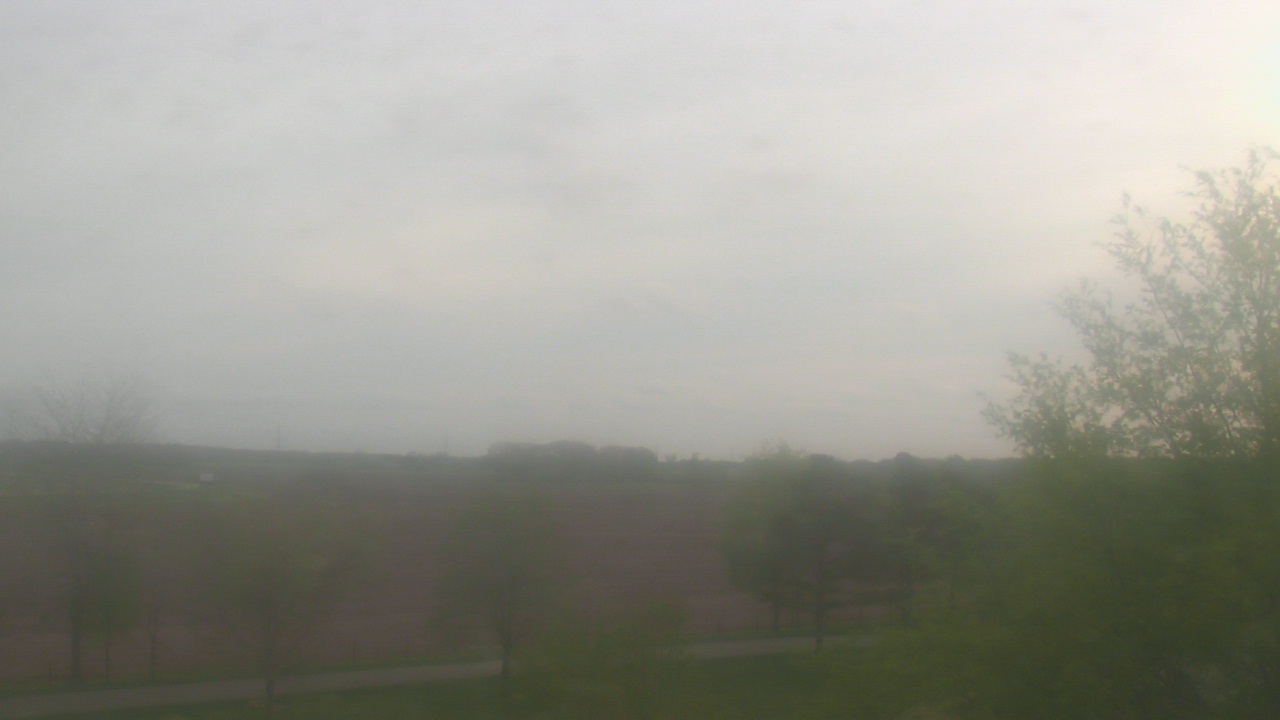Thumbnail for current weather camera view from Walkers Bluff in Cambria, Illinois