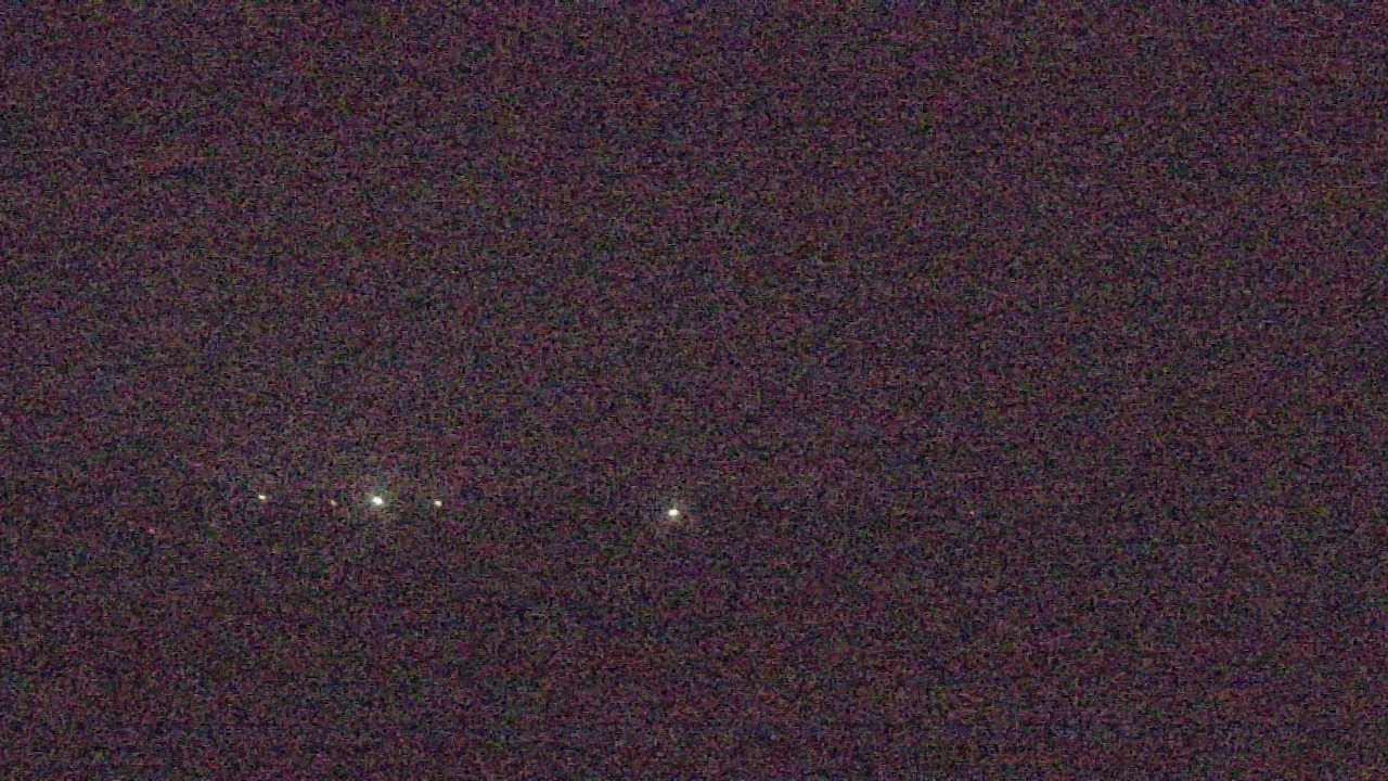 Thumbnail for current weather camera view from Walkers Bluff in Cambria, Illinois