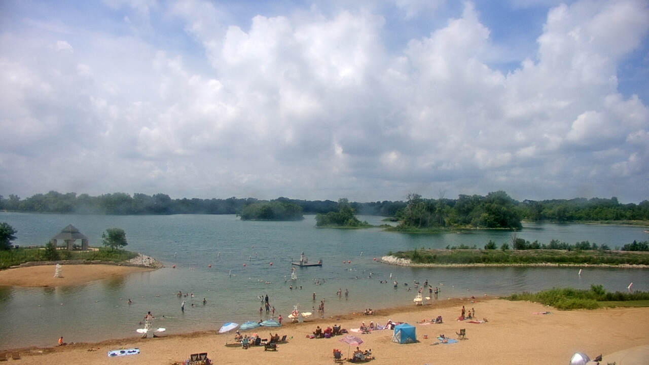 Thumbnail for current weather camera view from Three Oaks Recreation Area in Crystal Lake, Illinois