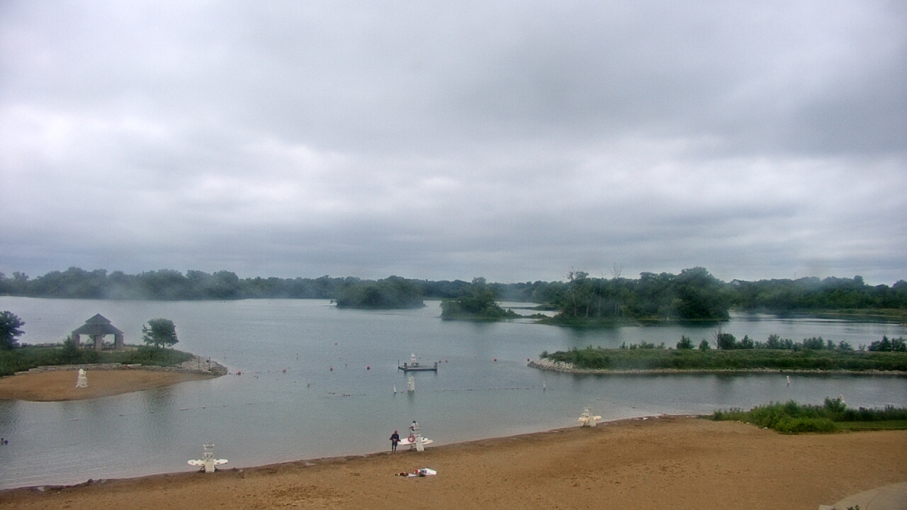 Thumbnail for current weather camera view from Three Oaks Recreation Area in Crystal Lake, Illinois