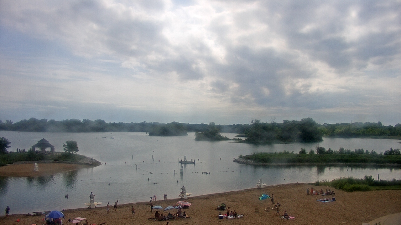 Thumbnail for current weather camera view from Three Oaks Recreation Area in Crystal Lake, Illinois