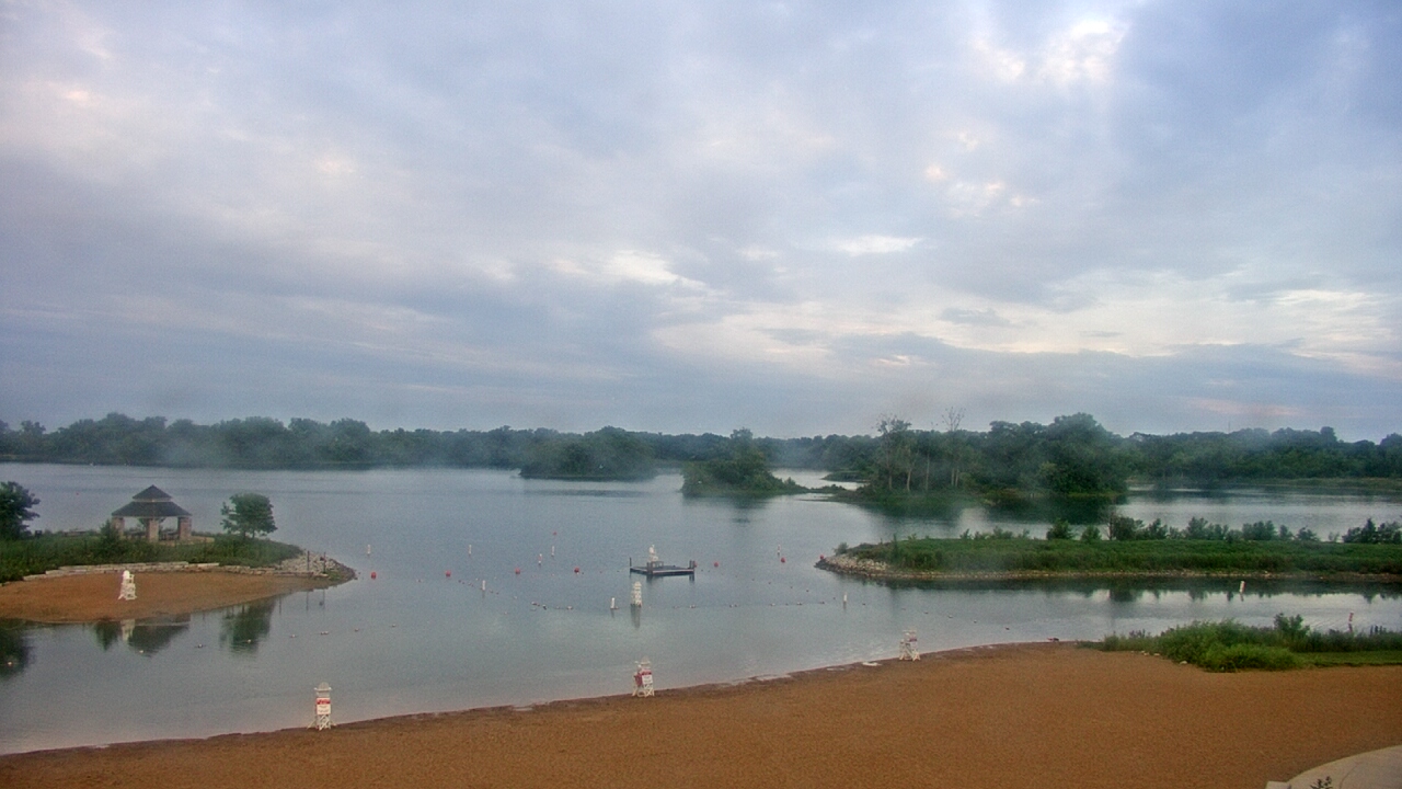 Thumbnail for current weather camera view from Three Oaks Recreation Area in Crystal Lake, Illinois