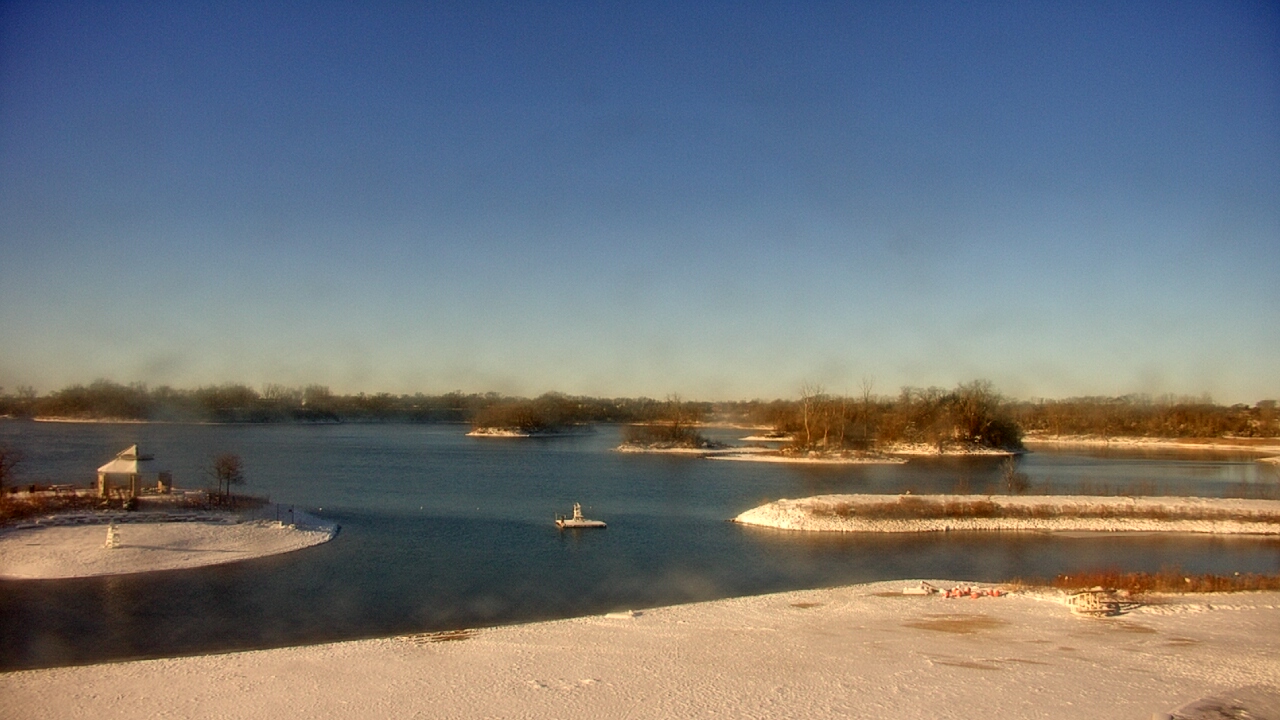 Thumbnail for current weather camera view from Three Oaks Recreation Area in Crystal Lake, Illinois