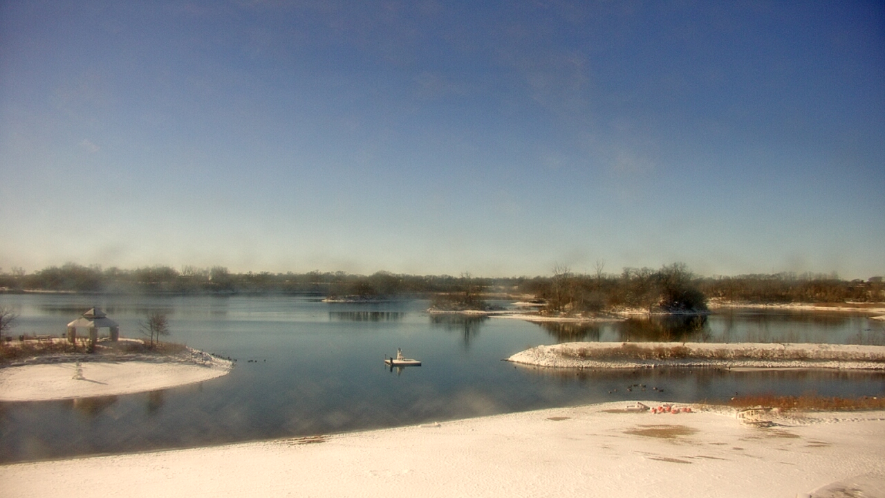 Thumbnail for current weather camera view from Three Oaks Recreation Area in Crystal Lake, Illinois