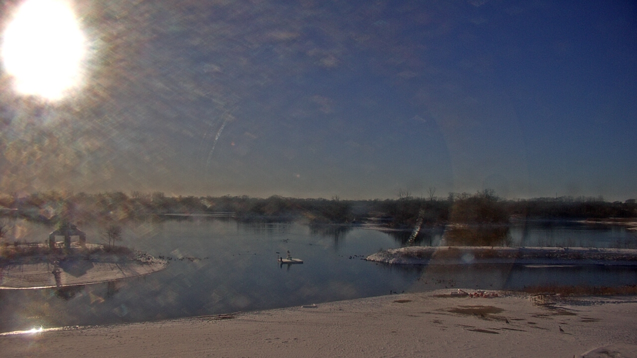 Thumbnail for current weather camera view from Three Oaks Recreation Area in Crystal Lake, Illinois