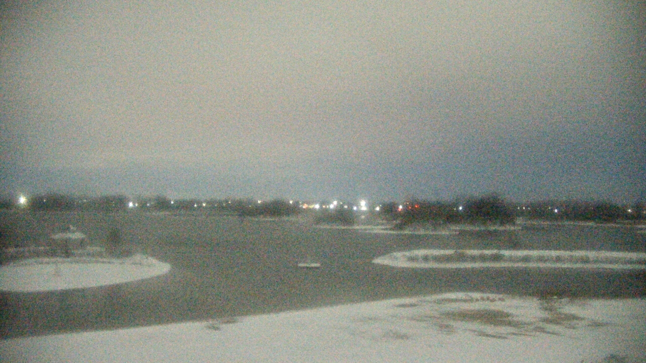 Thumbnail for current weather camera view from Three Oaks Recreation Area in Crystal Lake, Illinois