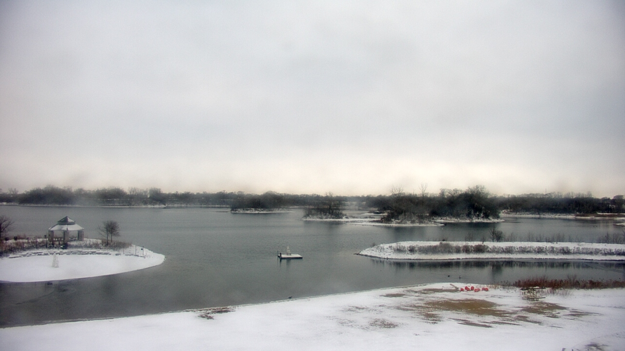 Thumbnail for current weather camera view from Three Oaks Recreation Area in Crystal Lake, Illinois