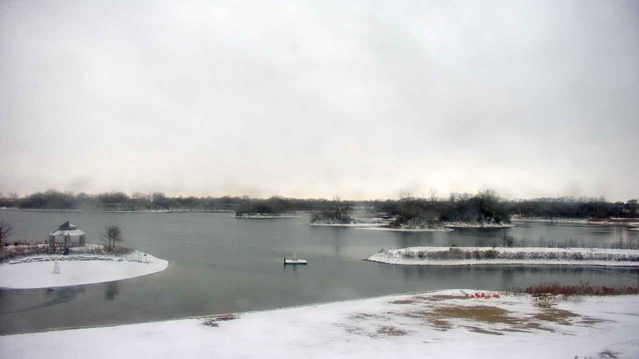 Thumbnail for current weather camera view from Three Oaks Recreation Area in Crystal Lake, Illinois