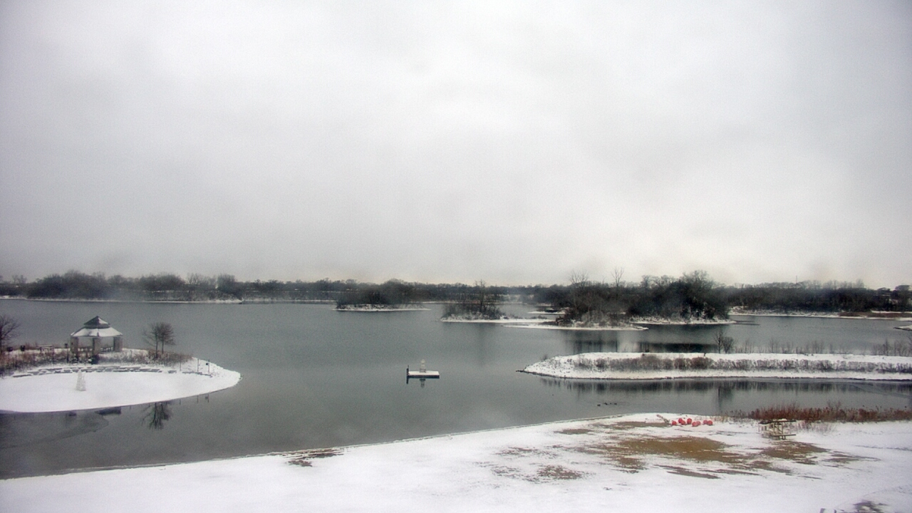 Thumbnail for current weather camera view from Three Oaks Recreation Area in Crystal Lake, Illinois