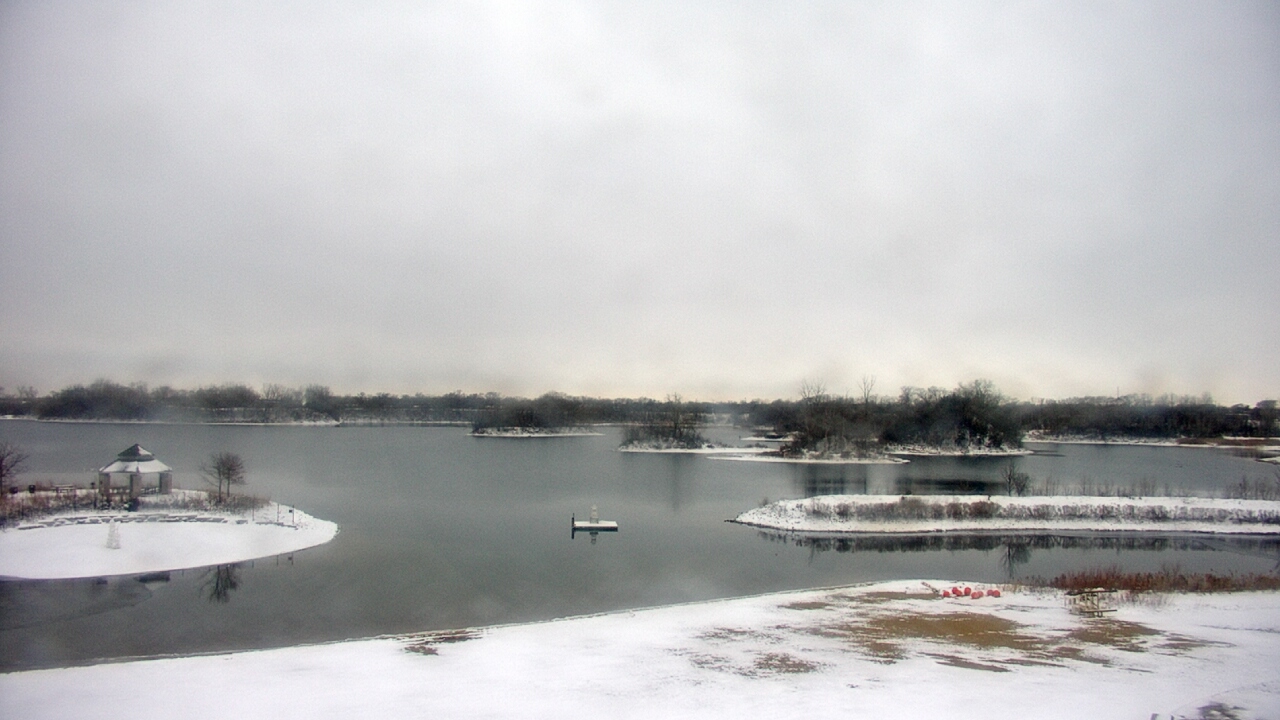 Thumbnail for current weather camera view from Three Oaks Recreation Area in Crystal Lake, Illinois