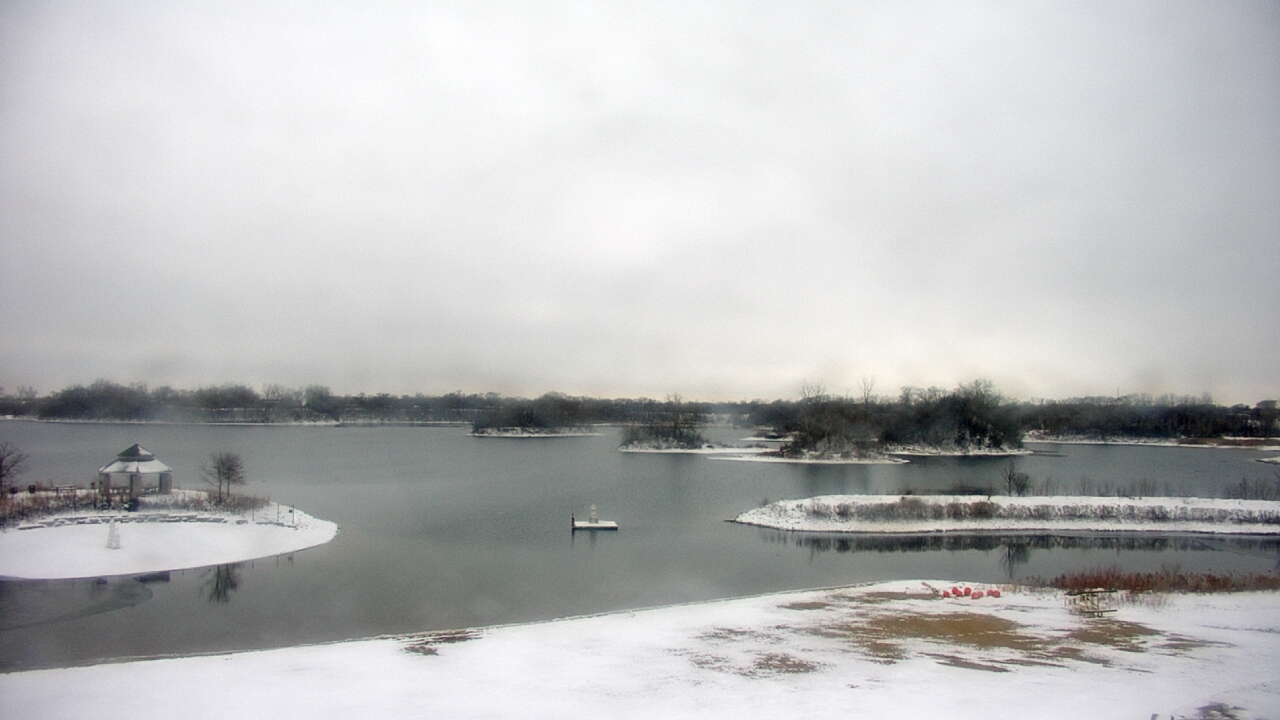 Thumbnail for current weather camera view from Three Oaks Recreation Area in Crystal Lake, Illinois