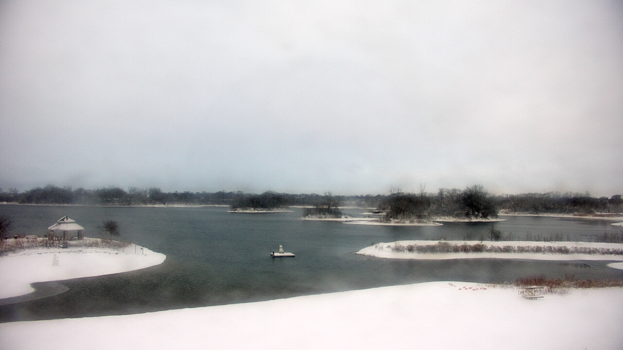 Thumbnail for current weather camera view from Three Oaks Recreation Area in Crystal Lake, Illinois