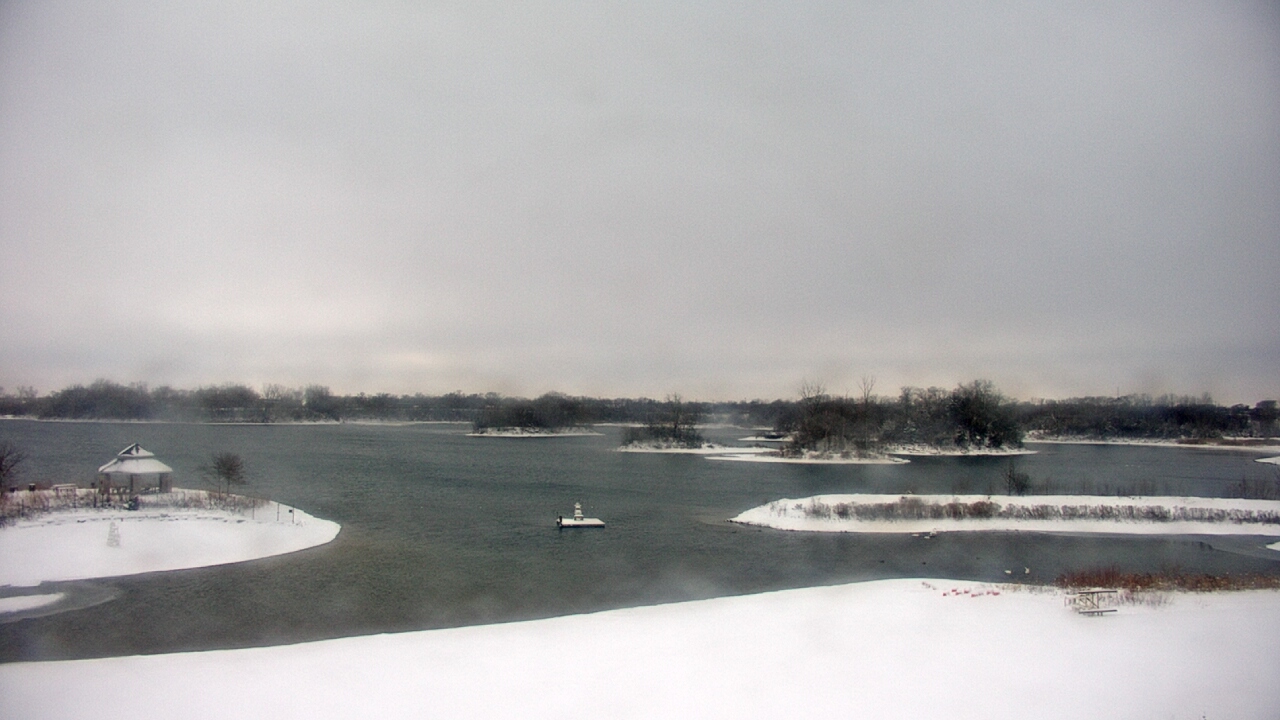 Thumbnail for current weather camera view from Three Oaks Recreation Area in Crystal Lake, Illinois