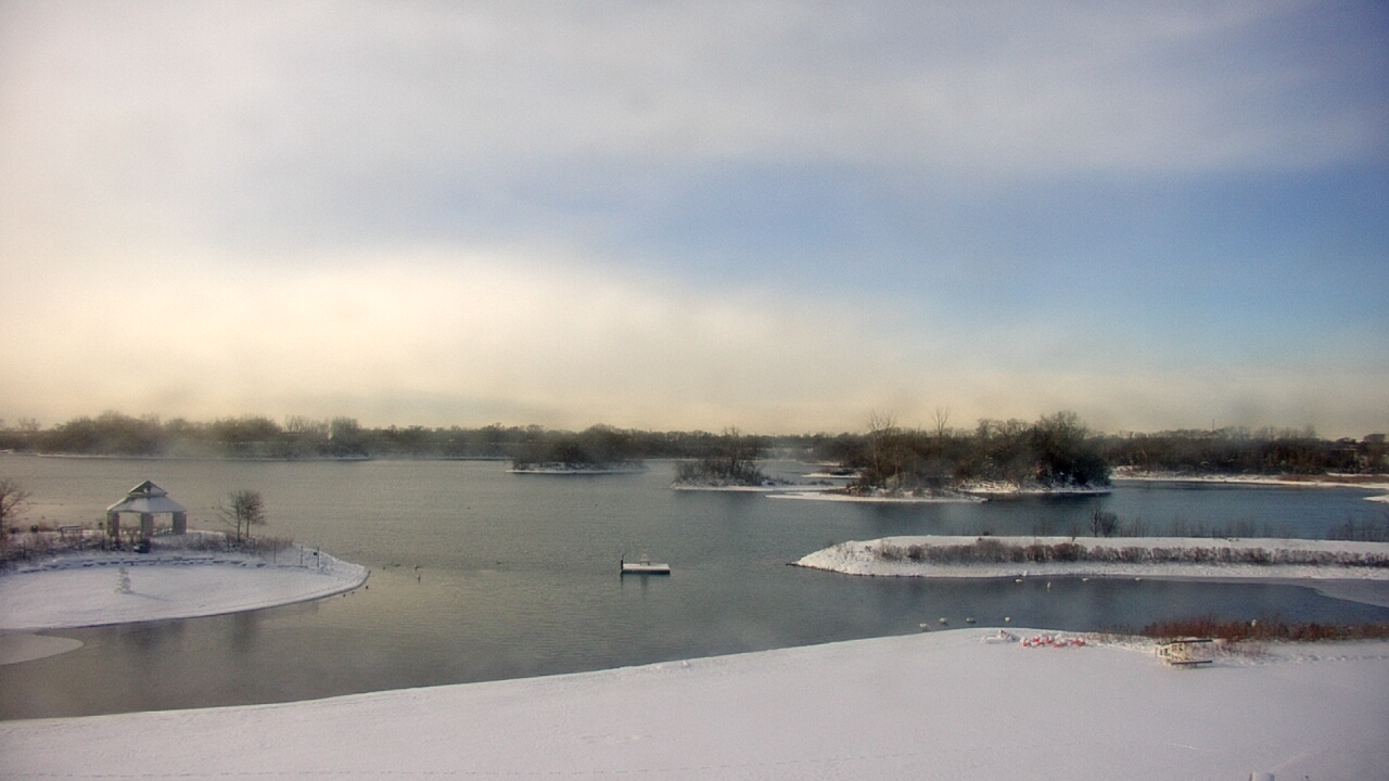 Thumbnail for current weather camera view from Three Oaks Recreation Area in Crystal Lake, Illinois