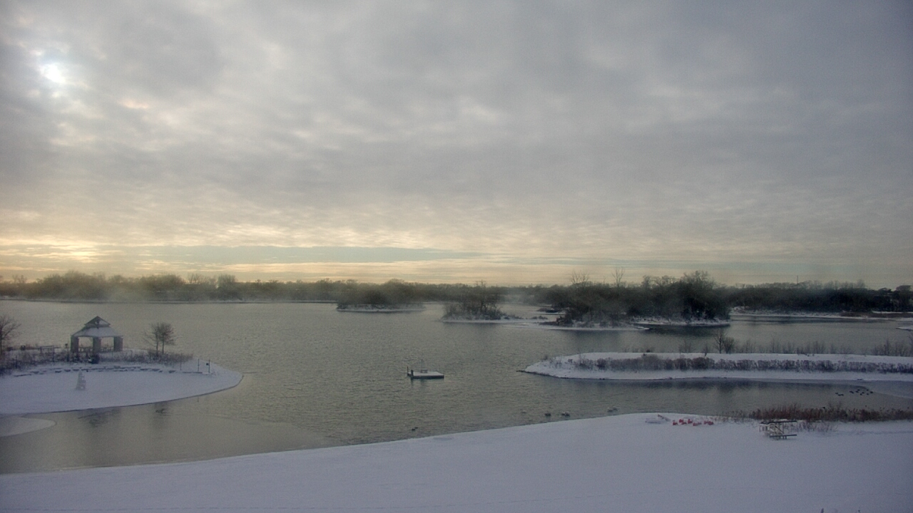 Thumbnail for current weather camera view from Three Oaks Recreation Area in Crystal Lake, Illinois