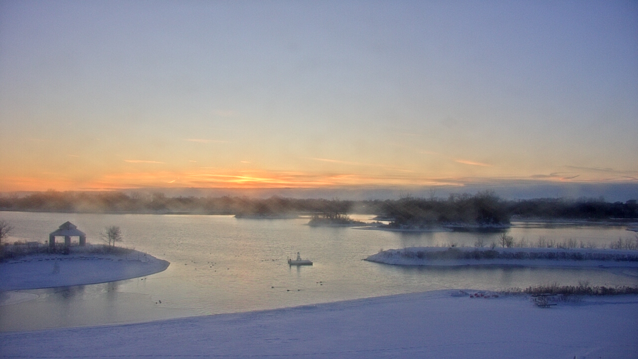 Thumbnail for current weather camera view from Three Oaks Recreation Area in Crystal Lake, Illinois