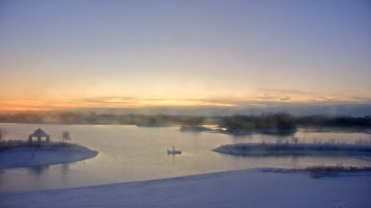 Thumbnail for current weather camera view from Three Oaks Recreation Area in Crystal Lake, Illinois