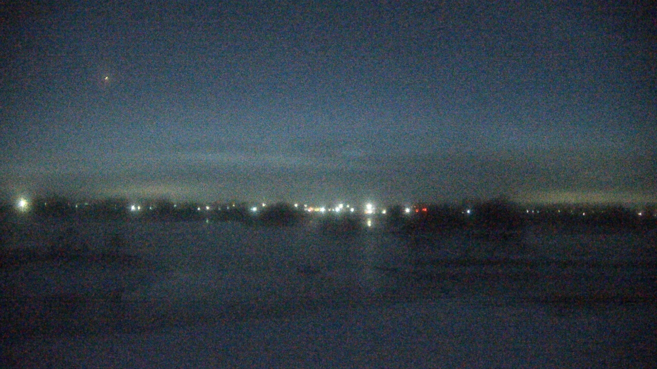 Thumbnail for current weather camera view from Three Oaks Recreation Area in Crystal Lake, Illinois