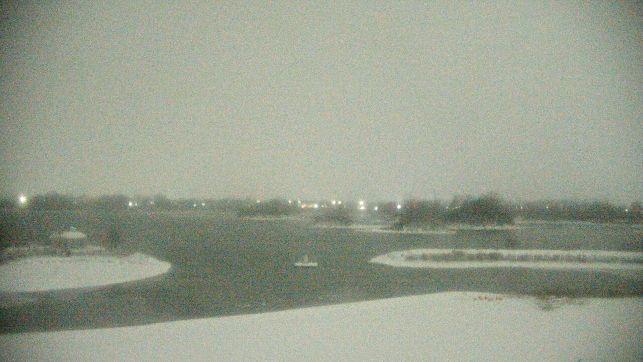 Thumbnail for current weather camera view from Three Oaks Recreation Area in Crystal Lake, Illinois