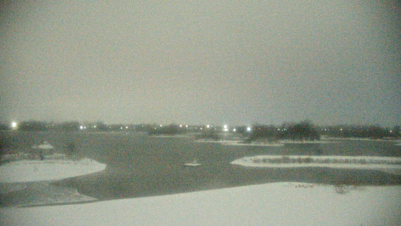 Thumbnail for current weather camera view from Three Oaks Recreation Area in Crystal Lake, Illinois