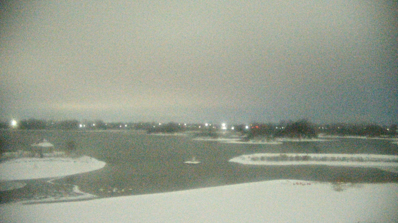 Thumbnail for current weather camera view from Three Oaks Recreation Area in Crystal Lake, Illinois