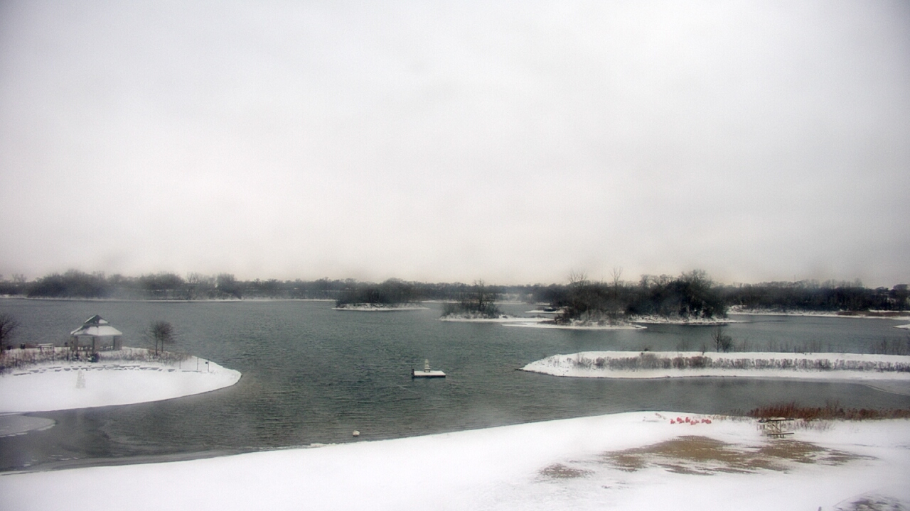 Thumbnail for current weather camera view from Three Oaks Recreation Area in Crystal Lake, Illinois