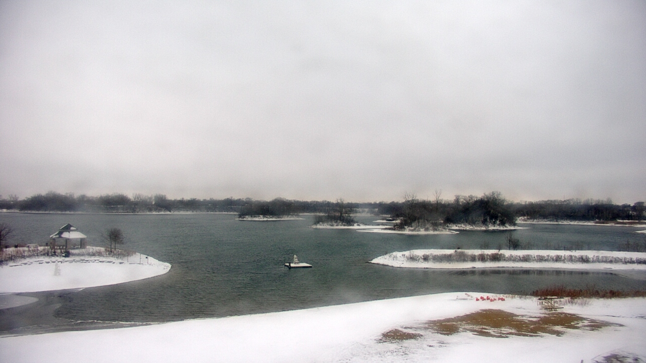 Thumbnail for current weather camera view from Three Oaks Recreation Area in Crystal Lake, Illinois
