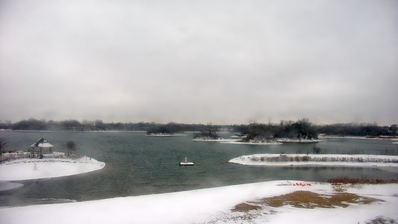 Thumbnail for current weather camera view from Three Oaks Recreation Area in Crystal Lake, Illinois
